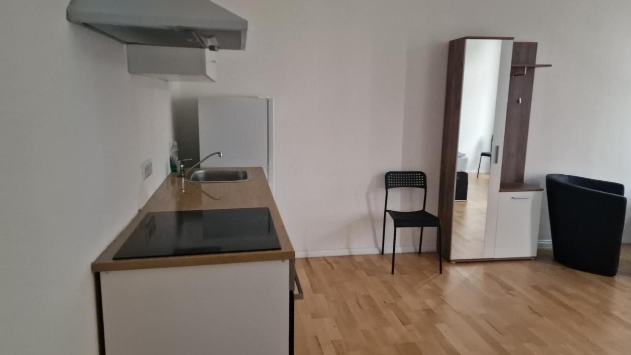 Treasure Home Apartments Вена Экстерьер фото